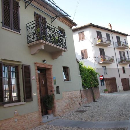 Alla Torre - Nel Cuore Del Borgo Storico Castagnole delle Lanze Luaran gambar