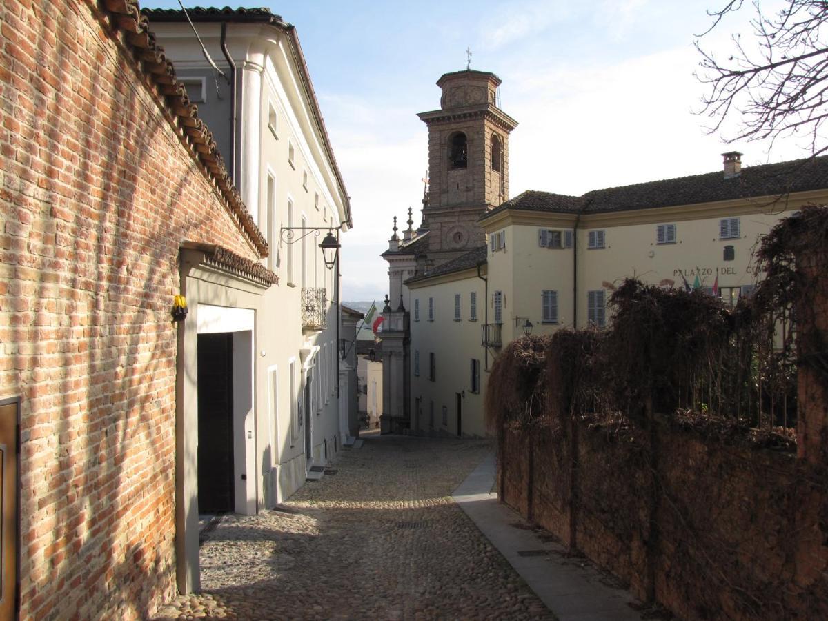 Alla Torre - Nel Cuore Del Borgo Storico Castagnole delle Lanze Luaran gambar