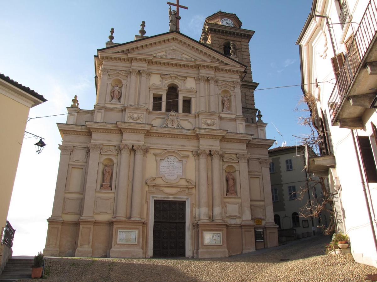 Alla Torre - Nel Cuore Del Borgo Storico Castagnole delle Lanze Luaran gambar