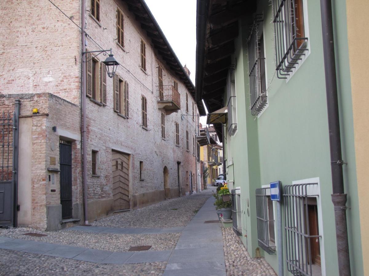 Alla Torre - Nel Cuore Del Borgo Storico Castagnole delle Lanze Luaran gambar