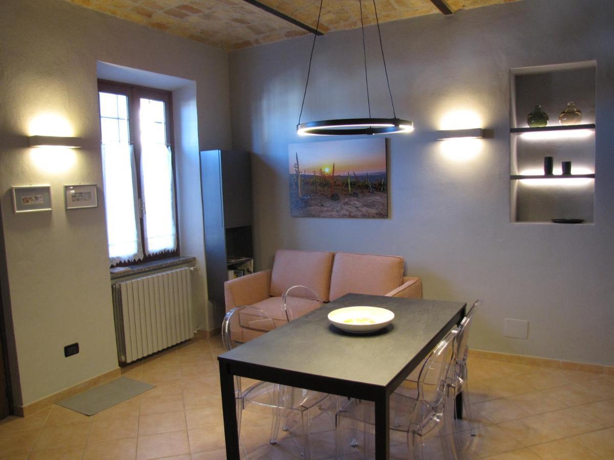 Alla Torre - Nel Cuore Del Borgo Storico Castagnole delle Lanze Luaran gambar