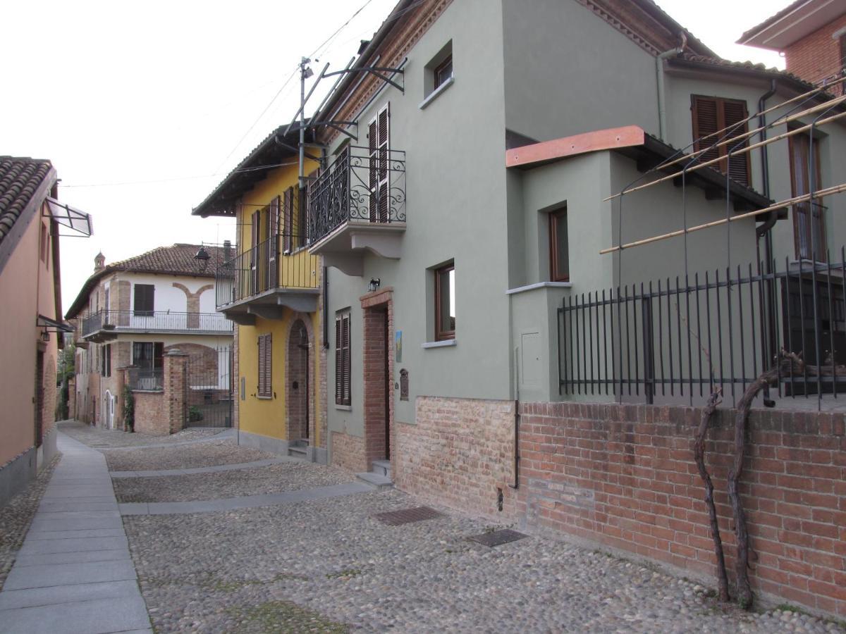 Alla Torre - Nel Cuore Del Borgo Storico Castagnole delle Lanze Luaran gambar